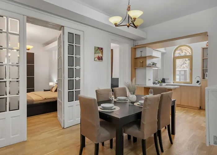 Charm By Victoriei Apartament *